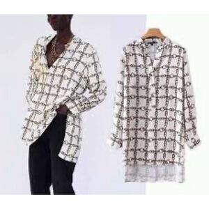 🔥🔥5 for $25🔥🔥 Zara white long sleeve chain print blouse size XS
